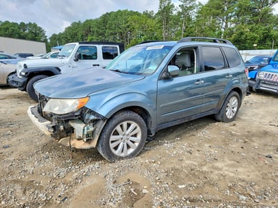 JF2SHAEC6DH****** 2013 Subaru Forester