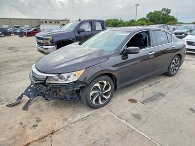 1HGCR2F7XGA****** 2016 Honda Accord