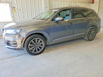 WA1LHAF78HD****** 2017 Audi Q7