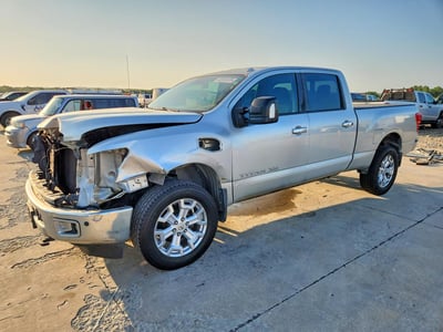 1N6AA1F23HN****** 2017 Nissan Titan