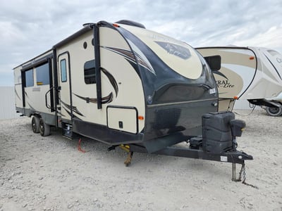5ZT2LCZB0KB****** 2019 Forest River Lacrosse