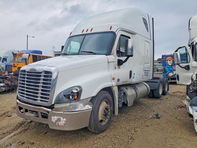 3AKJGLDR2LD****** 2020 Freightliner Cascadia 125