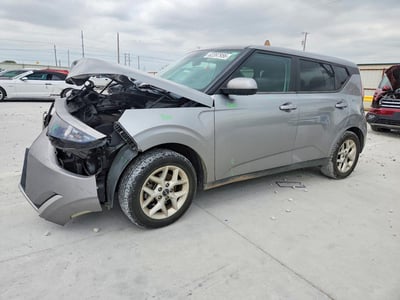 KNDJ23AU1P7****** 2023 Kia Soul