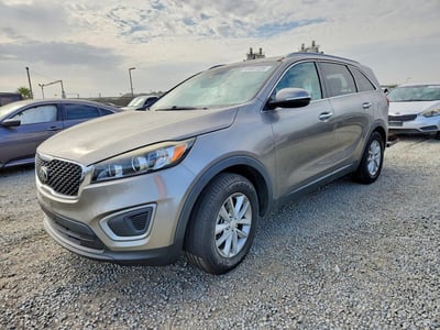 5XYPG4A30GG****** 2016 Kia Sorento