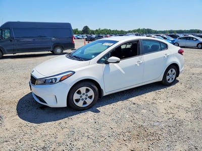 3KPFK4A76HE****** 2017 Kia Forte