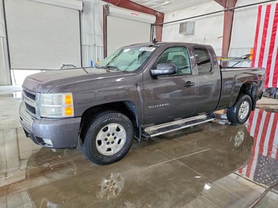 1GCSKSE39AZ****** 2010 Chevrolet Silverado