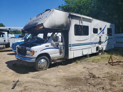 1FDXE4555YH****** 2000 Ford E-450