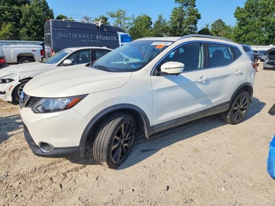 JN1BJ1CR0HW****** 2017 Nissan Rogue Sport