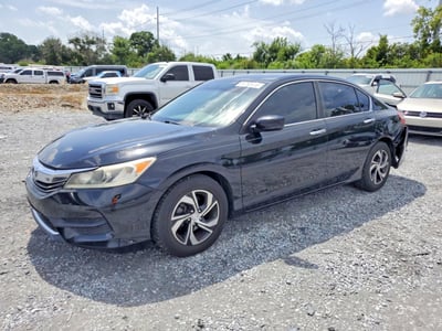 1HGCR2F38HA****** 2017 Honda Accord