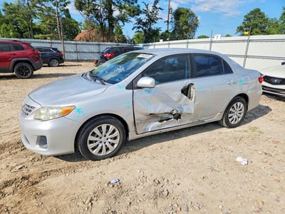 5YFBU4EE6DP****** 2013 Toyota Corolla