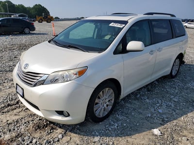 2015 Toyota Sienna