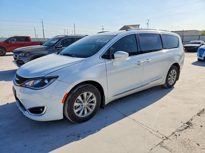 2C4RC1BG1KR****** 2019 Chrysler Pacifica