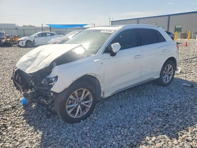 WA1DECF36M1****** 2021 Audi Q3