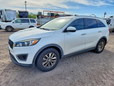 5XYPG4A35HG****** 2017 Kia Sorento