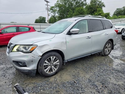 5N1DR2MN3JC****** 2018 Nissan Pathfinder