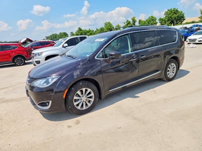 2C4RC1BG1JR****** 2018 Chrysler Pacifica