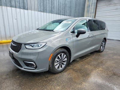 2C4RC1L79PR****** 2023 Chrysler Pacifica Hybrid