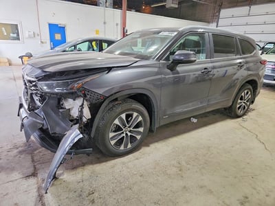 5TDKBRCH8PS****** 2023 Toyota Highlander Hybrid