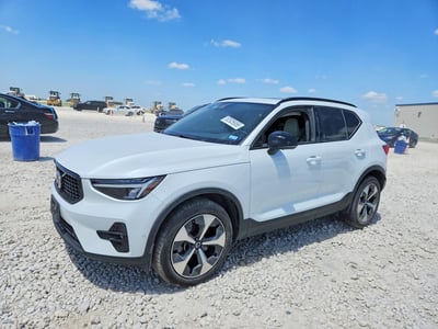 YV4L12UW5P2****** 2023 Volvo S60 Cross Country; Xc40; Xc40