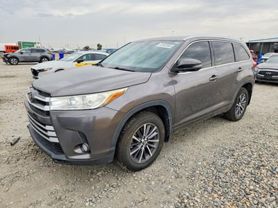 2017 Toyota Highlander