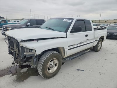 1B7HC13Z2WJ****** 1998 Dodge Ram Pickup