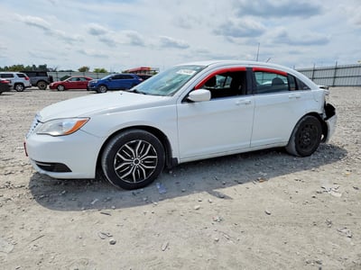 1C3CCBAB7EN****** 2014 Chrysler 200