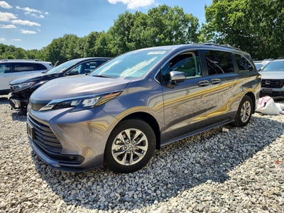 5TDBRKEC3RS****** 2024 Toyota Sienna