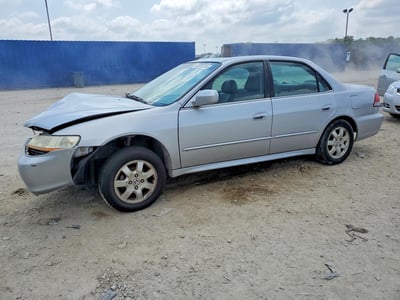 1HGCG56612A****** 2002 Honda Accord