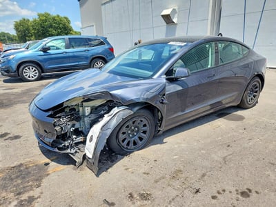 5YJ3E1EA3SF****** 2025 Tesla Model 3
