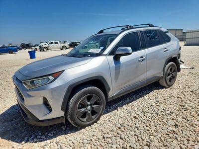 2T3W1RFV9KW****** 2019 Toyota RAV4