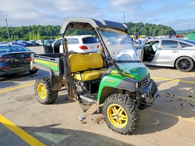 1M0825MAELM****** 2020 John Deere Gator 825 M