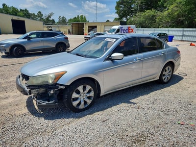 1HGCP36848A****** 2008 Honda Accord
