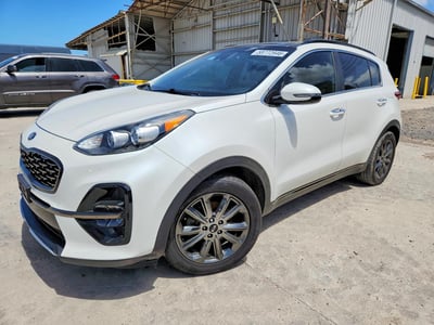 KNDP63AC2L7****** 2020 Kia Sportage