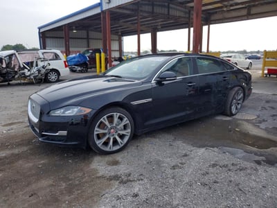 SAJWJ2GD2H8****** 2017 Jaguar XJ-Series