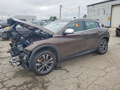 SJKCH5CR4HA****** 2017 Infiniti QX30