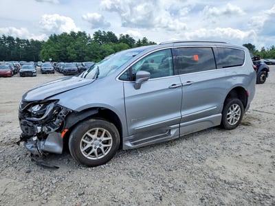2C4RC1BG7LR****** 2020 Chrysler Pacifica