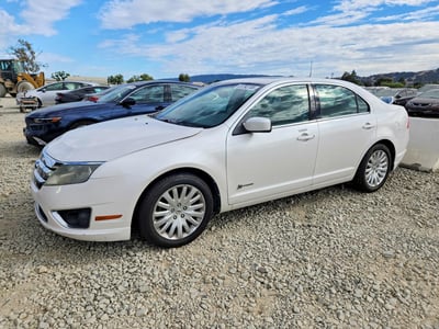3FADP0L37AR****** 2010 Ford Fusion