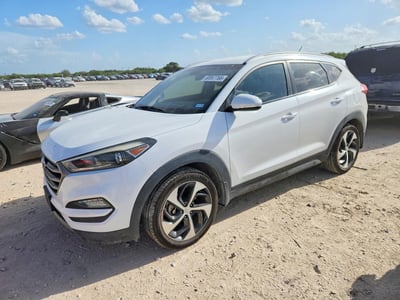 KM8J33A27GU****** 2016 Hyundai Tucson
