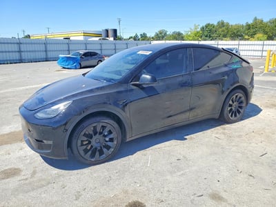 7SAYGAEE7NF****** 2022 Tesla Model Y