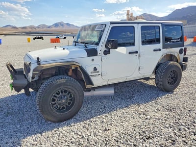 1C4BJWDG9HL****** 2017 Jeep Wrangler