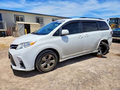 5TDKZ3DC8LS****** 2020 Toyota Sienna