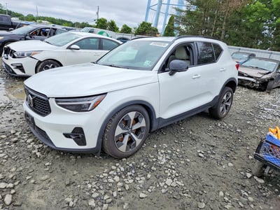 YV4L12UC4S2****** 2025 Volvo XC40