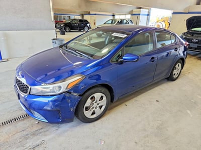 3KPFK4A71JE****** 2018 Kia Forte