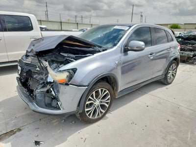 JA4AP3AU6HZ****** 2017 Mitsubishi Outlander