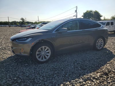 5YJXCBE28GF****** 2016 Tesla Model X