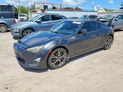 JF1ZNAA17F8****** 2015 Scion FR-S