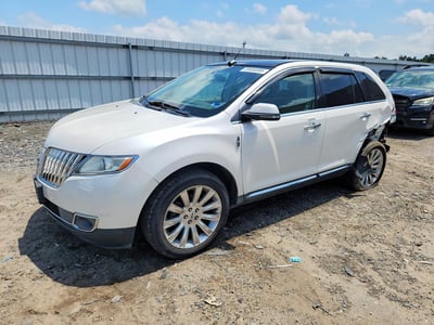 2LMDJ8JK3FB****** 2015 Lincoln MKX