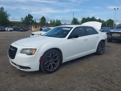 2C3CCAAG3JH****** 2018 Chrysler 300