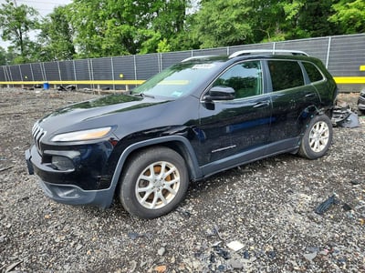 1C4PJMCSXHW****** 2017 Jeep Cherokee