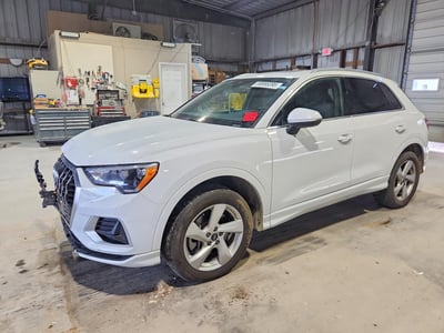 WA1AUCF36M1****** 2021 Audi Q3
